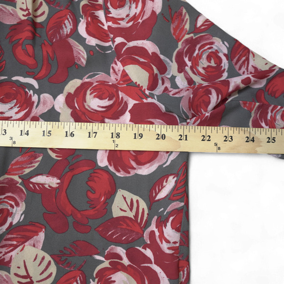 NYDJ Red Rose Pleated V-Neck Button-Down Blouse Sz M | 3/4 Sleeve, Romantic Chic - Picture 12 of 15